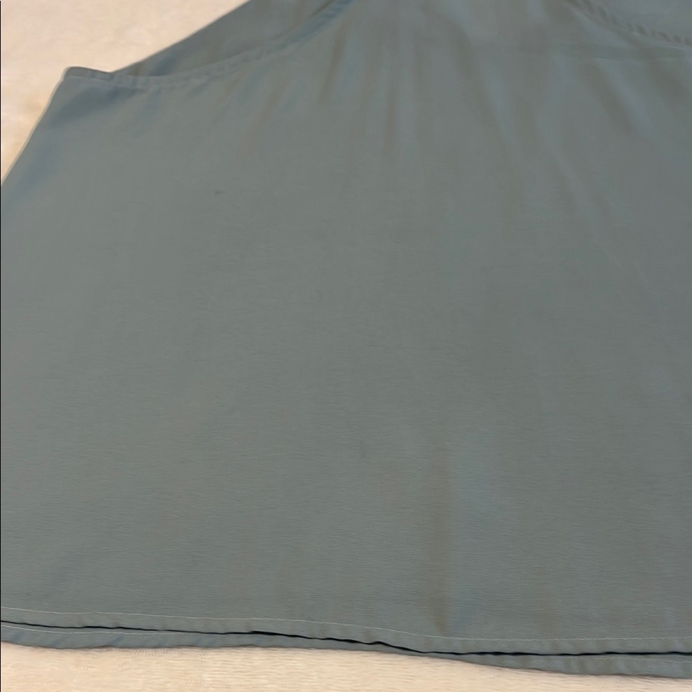 Wet Seal Green Boxy Cami Size M Flowy Spaghetti Strap Lightweight - Picture 7 of 8